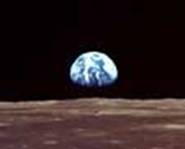 La Terra fotografata dalla Luna